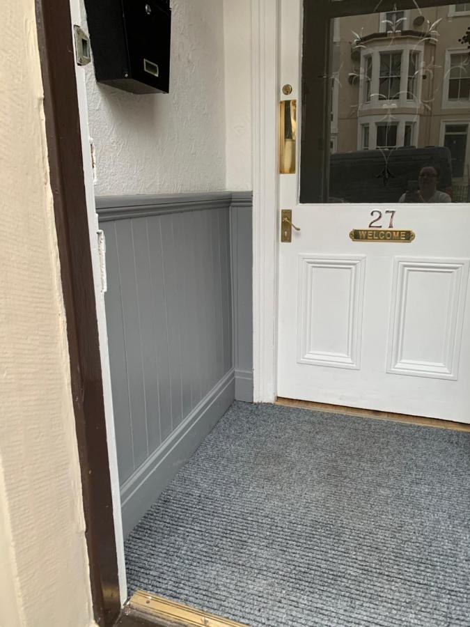 Wentworth Guesthouse 휫비 외부 사진