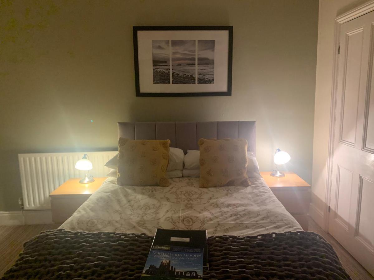 Wentworth Guesthouse 휫비 외부 사진