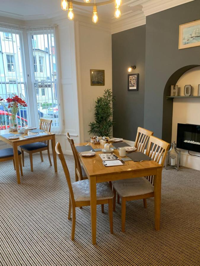 Wentworth Guesthouse 휫비 외부 사진