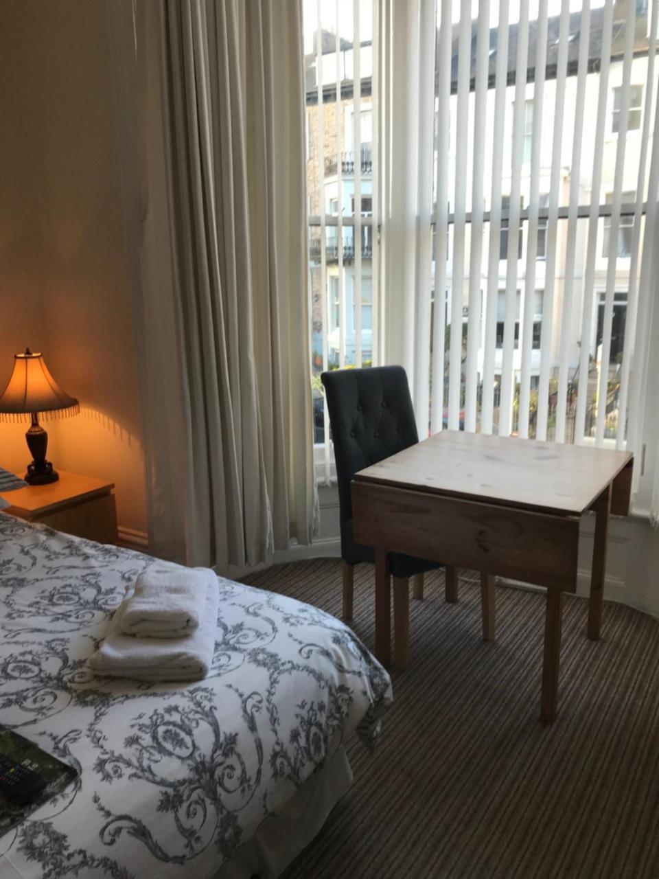Wentworth Guesthouse 휫비 외부 사진