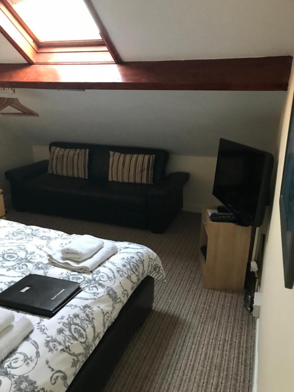 Wentworth Guesthouse 휫비 외부 사진