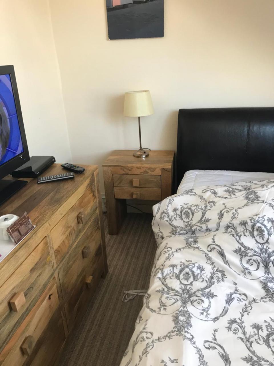 Wentworth Guesthouse 휫비 외부 사진